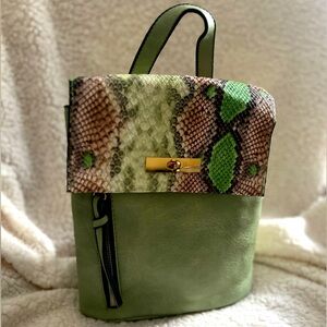 Mini back pack